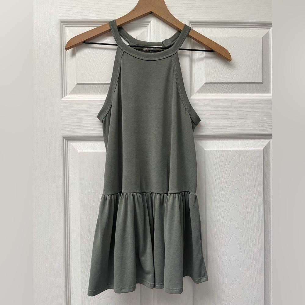 FIRST LOVE Stylish Tank, Small NWOT